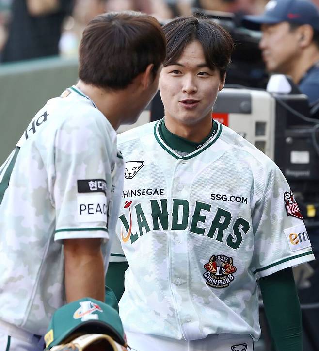 ▲ 내년 외야 전력으로 큰 기대를 모으고 있는 김정민 ⓒSSG랜더스