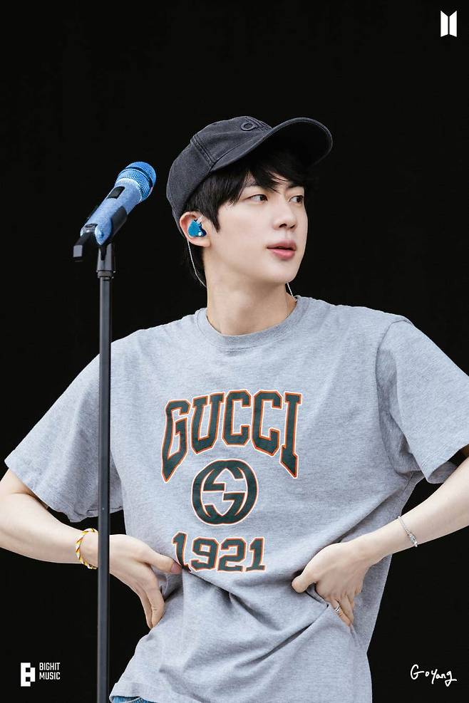 방탄소년단 진 'Don't Say You Love Me' 日 스포티파이 역사상 최장 1위 K팝 솔로 '新기록'