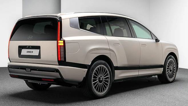 현대차 아이오닉 9