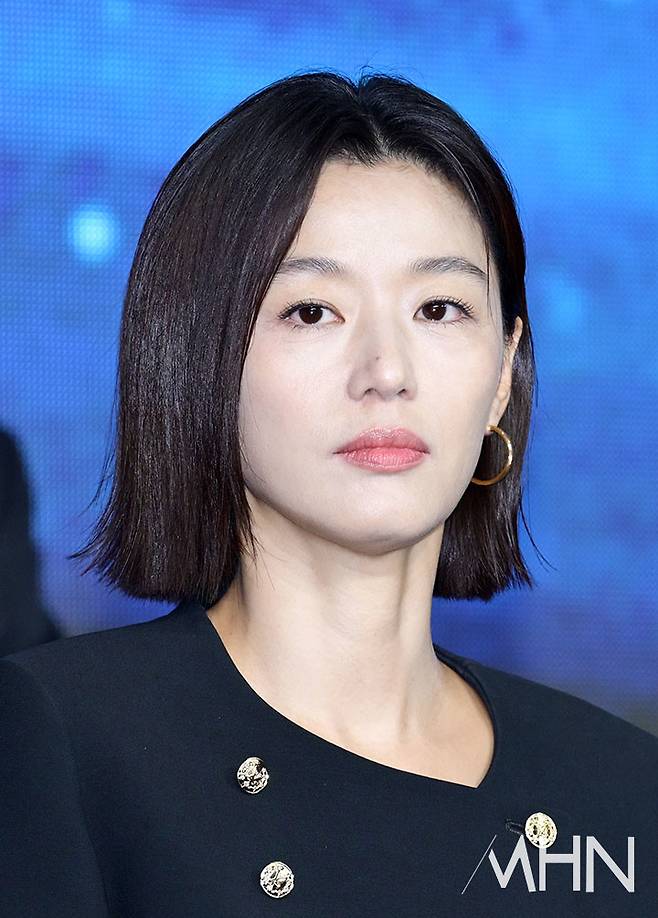 배우 전지현