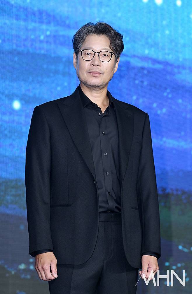 배우 유재명