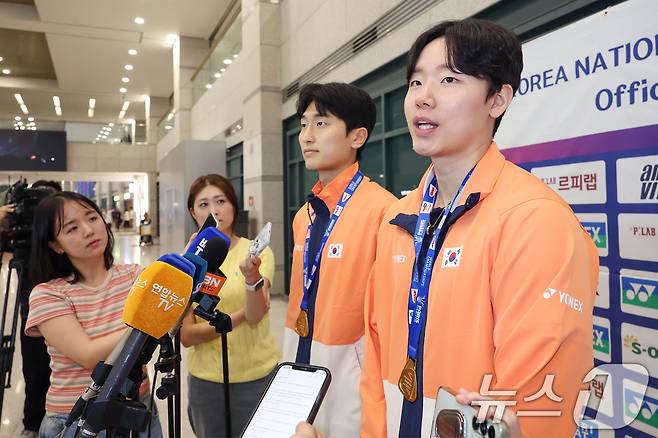 '셔틀콕 여제' 안세영이 2일 오후 인천국제공항을 통해 귀국하고 있다. 2025.9.2/뉴스1 ⓒ News1 민경석 기자