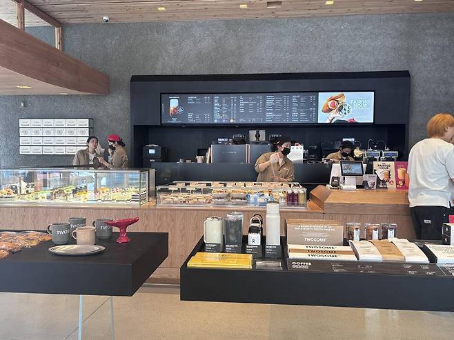 투썸2.0 매장 내부 전경. 황소영 기자 fangso@donga.com