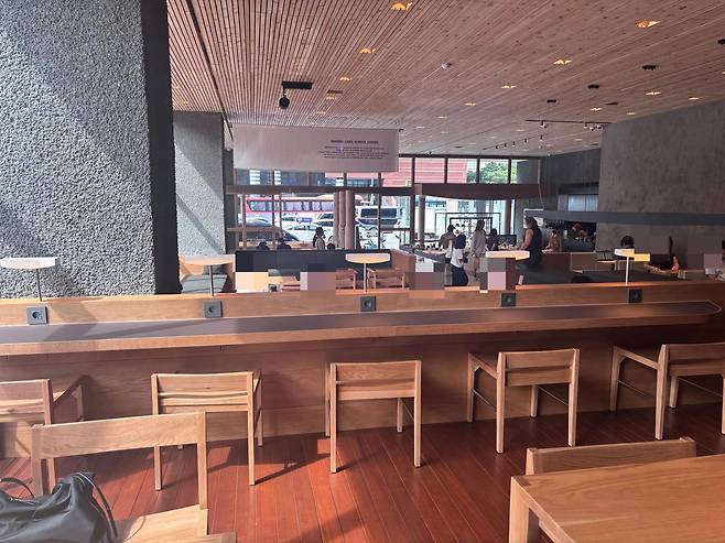 투썸2.0 강남 매장 전경. 황소영 기자 fangso@donga.com