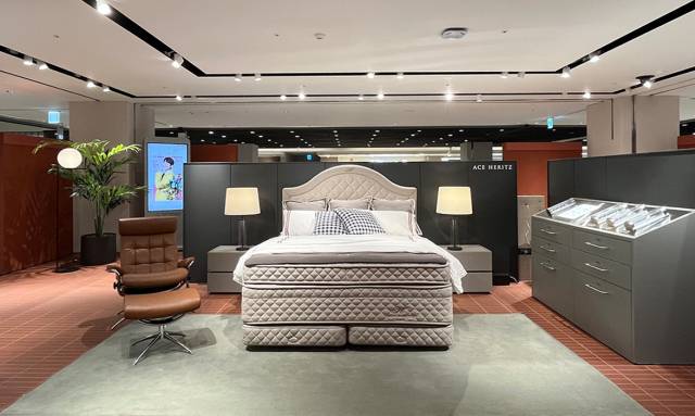 서울 롯데백화점 잠실점 10층 팝업 전문매장 ‘더웨이브(The Wave)’에 전시된 ‘에이스 헤리츠(ACE HERITZ).사진제공=에이스침대