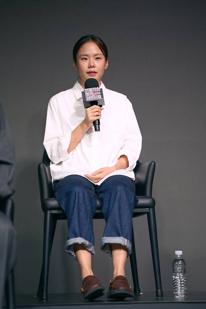 2일 오후 서울 동대문구 JW 메리어트 호텔에서 열린 ‘2025 넷플릭스 예능 페스티벌’ 행사에서 넷플릭스 ‘대환장 기안장’을 연출한 이소민PD가 발언하고 있다. 사진 넷플릭스