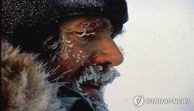 전설적 산악인 라인홀트 메스너 (울산=연합뉴스) 세계 산악계의 살아있는 전설 이탈리아의 라인홀트 메스너(Reinhold Messner·81)가 오는 9월 26일부터 30일까지 울산에서 열리는 국내 유일 국제산악영화제인 제10회 울산울주세계산악영화제를 찾는다. 라인홀트 메스너는 세계 최초 히말라야 8천ｍ급 고봉 14개 무산소 완등을 이뤄낸 인류 산악사의 상징적인 인물이다. 2025.8.19 [울산울주세계산악영화제 제공.재판매 및 DB 금지] young@yna.co.kr