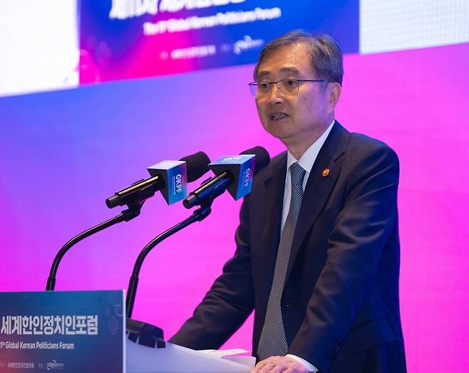 만찬사 하는 조현 외교부 장관 '제11차 세계한인정치인포럼' 개막식 환영 만찬에서 만찬사를 하는 조현 외교부 장관. [재외동포협력센터 제공. 재판매 및 DB 금지]