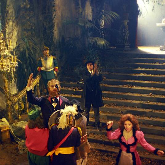 영화 '모래시계 요양원' 스틸컷.