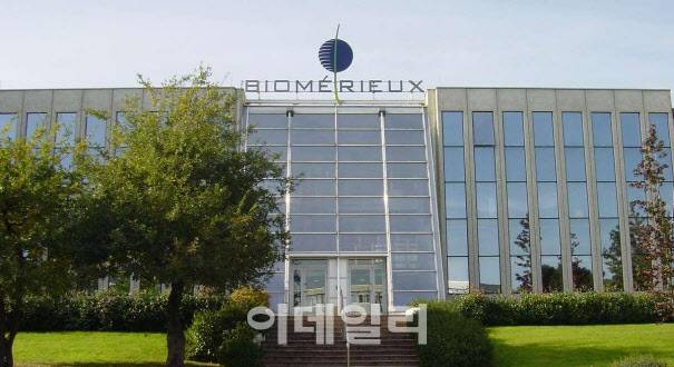글로벌 진단 기업 비오메리으 본사 전경.