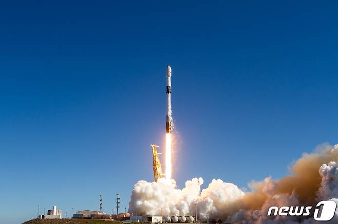 우리 군 최초 군사정찰위성 1호기.(SpaceX 제공)./뉴스1 ⓒ News1 박세연 기자