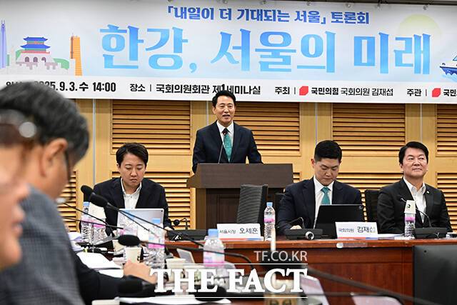 축사하는 오 시장.