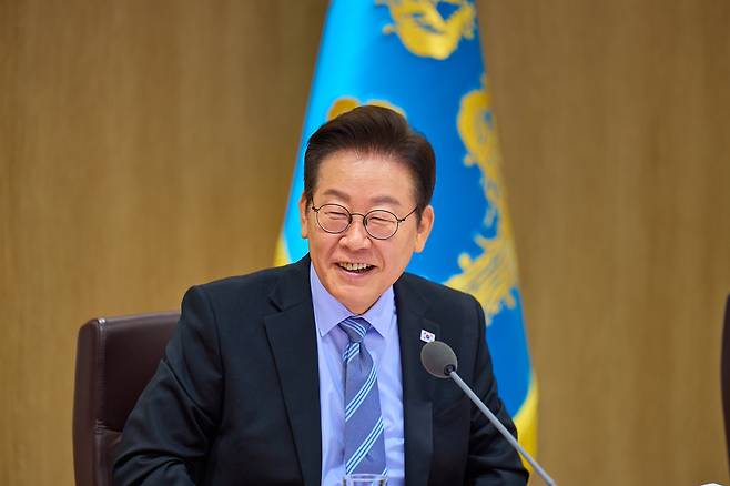 이재명 대통령이 2일 서울 용산 대통령실 청사에서 열린 제40회 국무회의에서 발언하고 있다. /대통령실