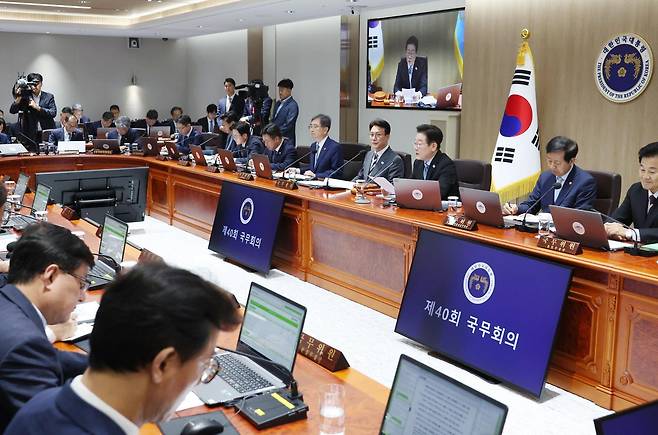 이재명 대통령이 2일 서울 용산 대통령실 청사에서 열린 제40회 국무회의에서 발언하고 있다. 2025.09.02 대통령실통신사진기자단