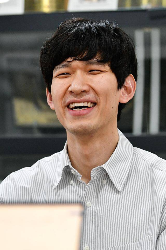이지현 9단이 지난 4월 11일 서울 성동구 한국기원에서 본보와 인터뷰를 하던 중 환하게 웃고 있다. 남동균 인턴기자