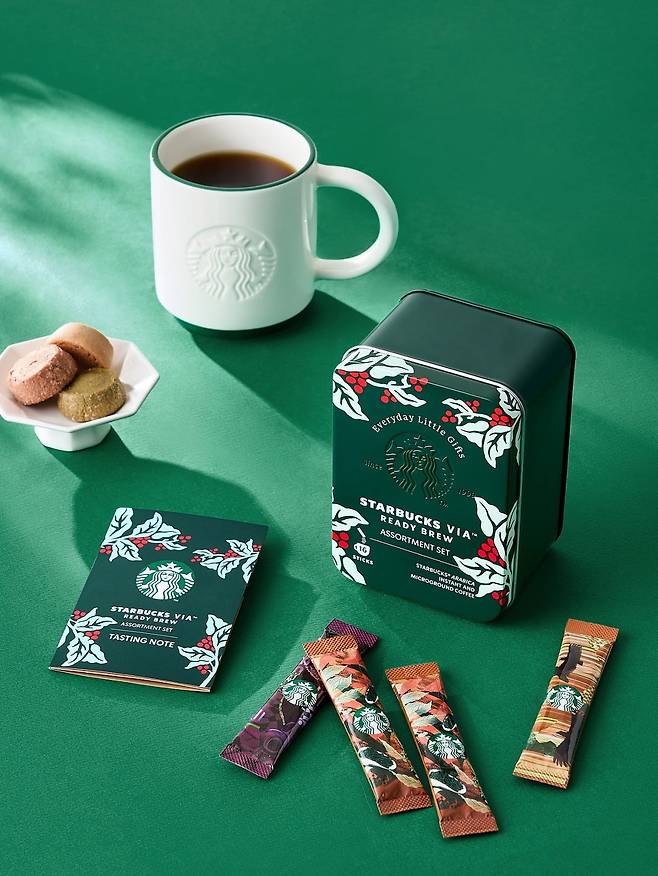 스타벅스 추석 선물세트인 어소트먼트 세트 이미지/사진= 스타벅스 제공