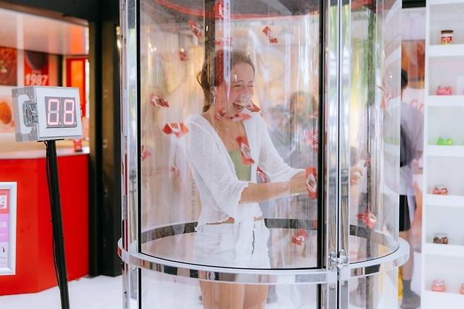 지난 8월 영국 런던 빅토리아 파크에서 열린 글로벌 김치 행사 ‘김치 블라스트’ 현장. [대상 종가]