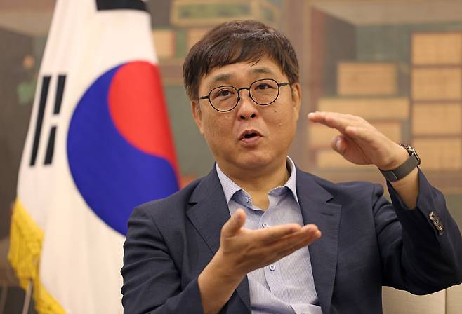 최휘영 장관, 요즘 관광객 대박인 국립중앙박물관 방문 모습