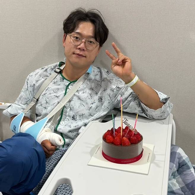 ▲ 삼성 외야수 박승규 엄지손가락 수술 ⓒ박승규 SNS 캡쳐