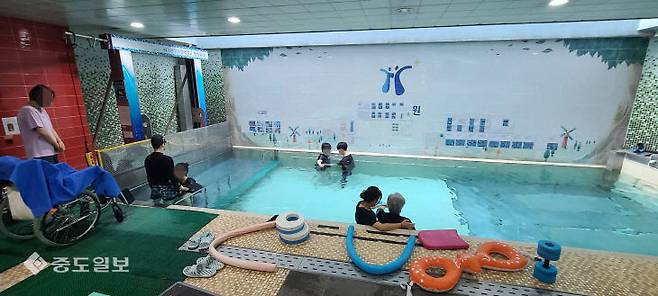 대전의 한 재횔의료기관이 온천수를 활용한 재활치료를 제공하고 있다. 대전에서 뇌졸중 등 재활치료를 전문적으로 제공하는 의료기관의 병상수 축소가 예고됐다. &nbsp;(사진=중도일보DB)
