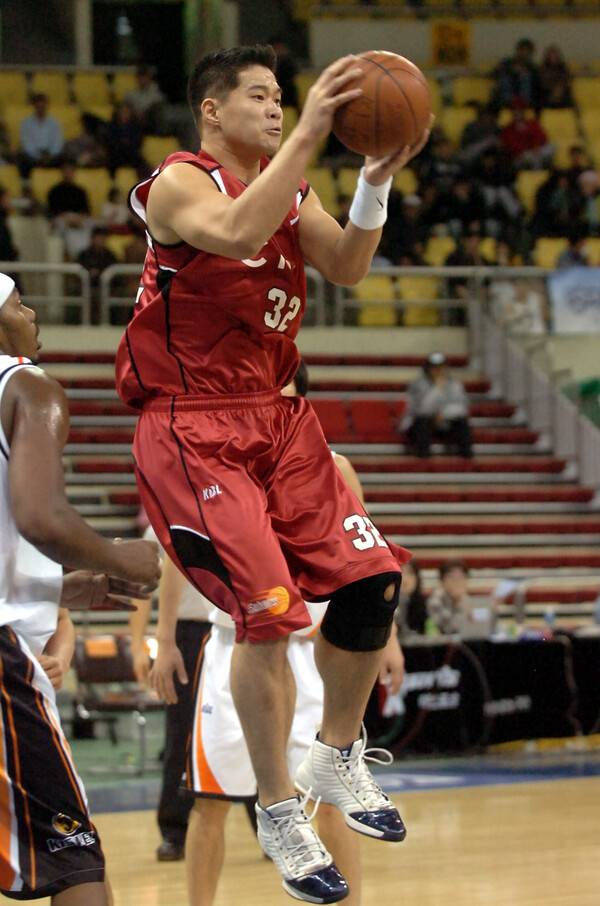 선수시절 현주엽. 사진 | KBL
