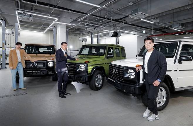 추신수 선수 외에도 차범근 감독은 "우리 가족을 안전하게 보호할 수 있는 차", 이동휘 배우는 "군더더기 없는 세련된 디자인의 최고의 차"라고 소회를 전했다. 사진=메르세데스 벤츠 코리아