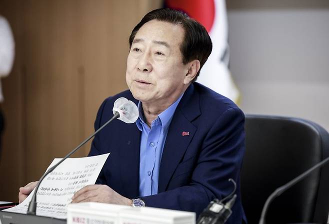 김기문 중소기업중앙회장이 지난달 서울 영등포구 중소기업중앙회에서 열린 노조법 개정 관련 간담회에서 인사말을 하고 있다. 뉴시스