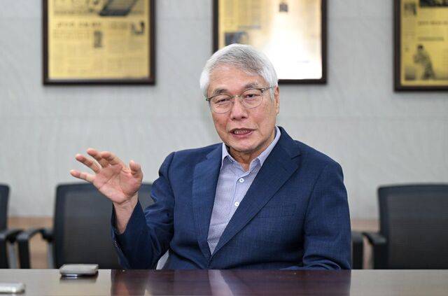 황성주 사랑의병원 원장이 3일 서울 여의도 국민일보에서 인터뷰를 갖고 병원에 대해 소개하는 모습. 신석현 포토그래퍼