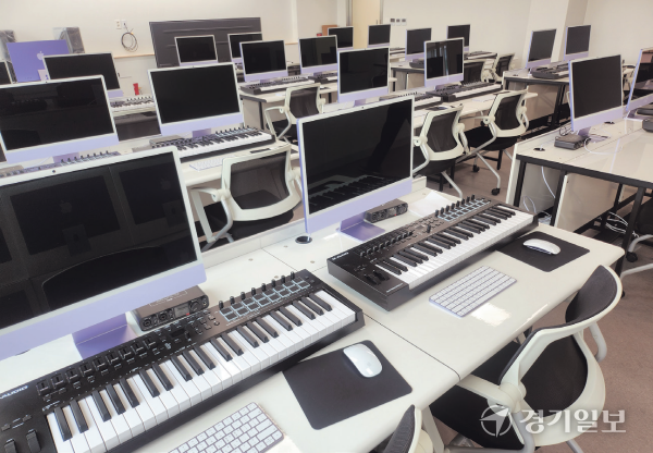 사운드디자인과 음악콘텐츠제작실습실 모습. 박화선기자