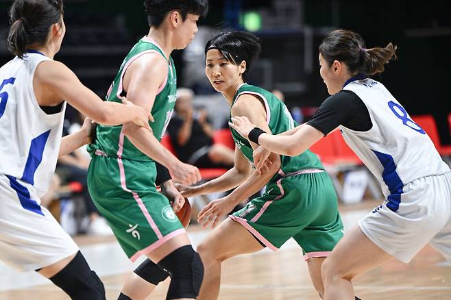 [서울=뉴시스] 여자프로농구 부천 하나은행의 이이지마 사키. (사진=WKBL 제공) *재판매 및 DB 금지