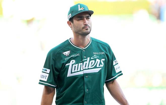 ▲ 5일 인천 롯데전 선발로 예고된 화이트는 올해 롯데전 성적이 나쁘지 않은 편이다 ⓒSSG랜더스