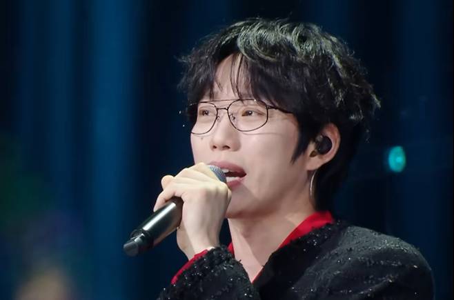 10CM, '더 시즌즈' 시즌8 MC 발탁… '쓰담쓰담' 이찬혁 게스트로 출연 KBS 2 TV