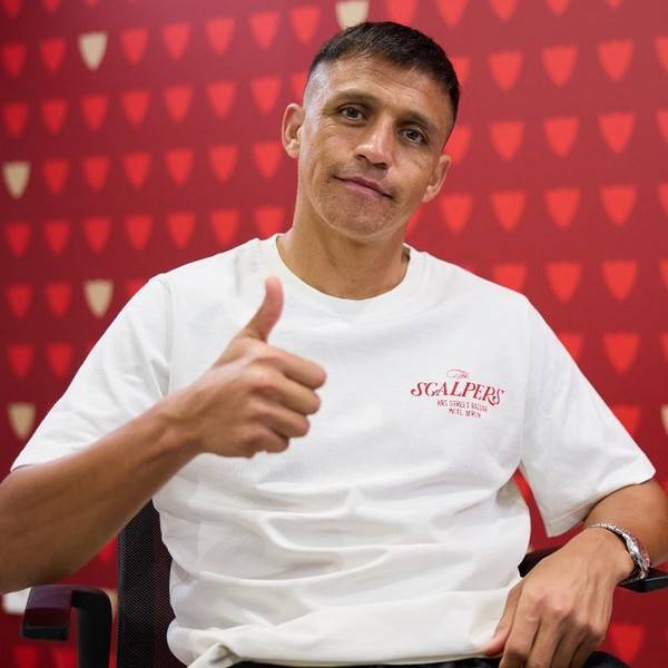 알렉시스 산체스/ 세비야 공식 X