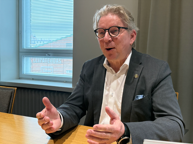 레오 페칼라 핀란드 국가시청각연구소(KAVI) 부소장이 핀란드 헬싱키 소재의 KAVI 사무실에서 한국일보와의 인터뷰에 응하고 있다. 헬싱키=최은서 기자