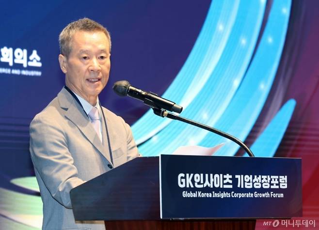 홍선근 머니투데이 회장이 4일 중구 웨스틴 조선 서울에서 열린 글로벌코리아인사이츠(GK인사이츠)·머니투데이 주최 글로벌코리아인사이츠포럼'에서 축사를 하고 있다. /사진=이기범 leekb@