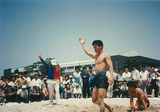 씨름왕을 차지하던 시절 문대림 더불어민주당 의원 모습 출처 문대림 후보 캠프