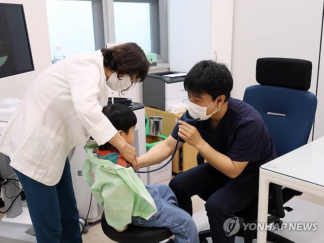 곡성, 지역최초 민간 전문의 상주 소아과 개소 [곡성군 제공. 재판매 및 DB 금지]