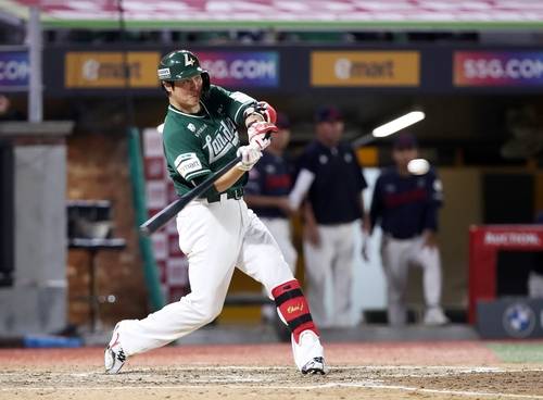 시즌 19호 홈런을 친 최정 [SSG 랜더스 제공. 재판매 및 DB 금지]