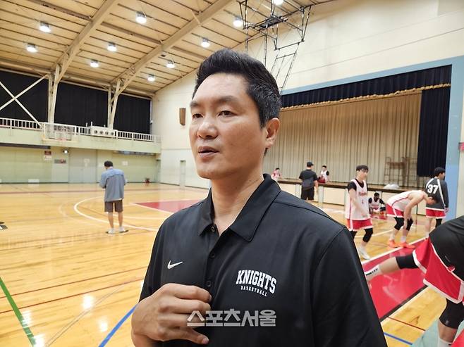 서울 SK 전희철 감독이 5일 일본 가와사키 브레이브 썬더스와 평가전을 마친 후 인터뷰에 응했다. 가와사키 | 김동영 기자 raining99@sportsseoul.com