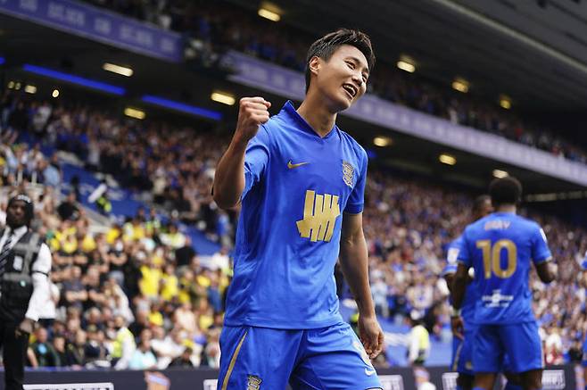 [버밍엄=AP/뉴시스] 잉글랜드 프로축구 챔피언십(2부 리그) 버밍엄 시티의 백승호. 2025.08.23.