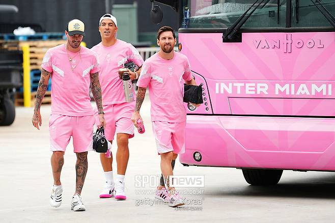 ▲ 인터 마이애미는 9월 1일 미국 워싱턴주 시애틀의 루멘 필드에서 열린 시애틀과 2025 리그스컵 결승에서 0-3으로 몰패했다. 이 대회에서 2023년 정상에 오른 마이애미는 2년 만에 시상대 맨 위 칸을 재겨냥했지만 적지에서 힘 한 번 쓰지 못하고 3골 차 대패로 물러섰다.&nbsp;