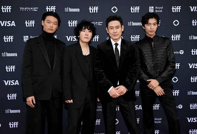 카사마츠 쇼, 변성현 감독, 설경구, 홍경 / 사진=넷플릭스