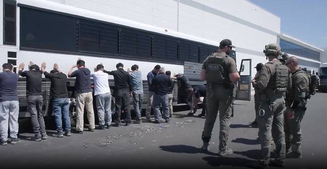 (출처=미국 ICE 영상 캡처)