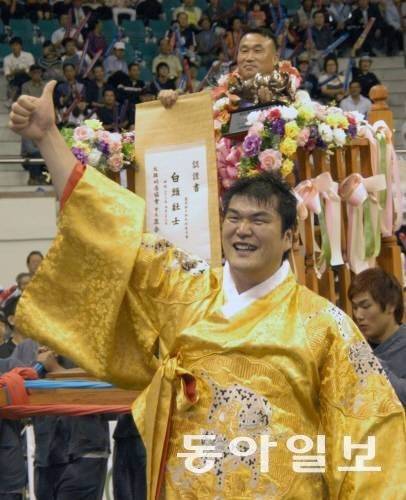 2010년 백두장사에 오른 이태현의 모습.   동아일보 DB