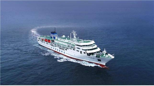 7일 오후 부산항을 출항해 최악의 가뭄사태를 겪고 있는 강릉에 소방차 300대 분량 긴급 식수 공급에 나선 국립한국해양대학교 실습선 '한나라호' 국립한국해양대학교 제공