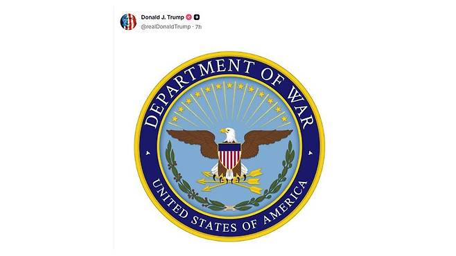 트럼프 대통령이 트루스소셜에 올린 '전쟁부' 문장 [연합뉴스/@realDonaldTrump 계정 캡처]