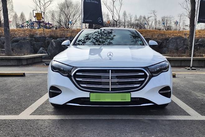 명품으로 대접받는 벤츠 E클래스 [사진촬영=최기성 매경 디지털뉴스룸 기자]