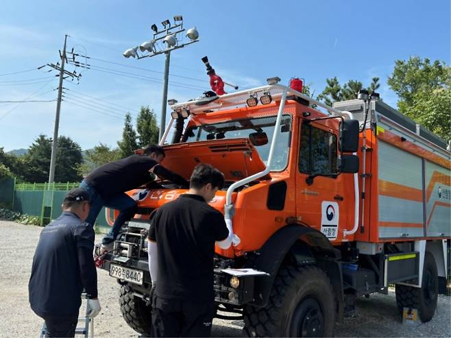 스타트럭코리아가 벤츠 유니목 차량 대상 순회 정비 캠페인을 진행했다. 사진=스타트럭코리아