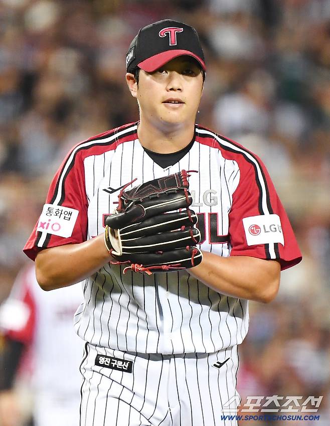 7일 서울 잠실구장에서 열린 SSG-LG전. 7회초 1사 만루에서 등판한 함덕주가 무실점으로 막은 후 기뻐하고 있다.  잠실=정재근 기자 cjg@sportschosun.com/2025.9.7/