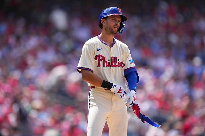 <yonhap photo-0525="">햄스트링 부상으로 8일(한국시간) 마이애미전 경기 중 교체된 트레이 터너. [AFP=연합뉴스]</yonhap>